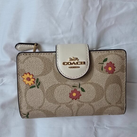 Coach Handbags - Coach Medium Corner Zip Wallet In Signature Canvas With Floral Print